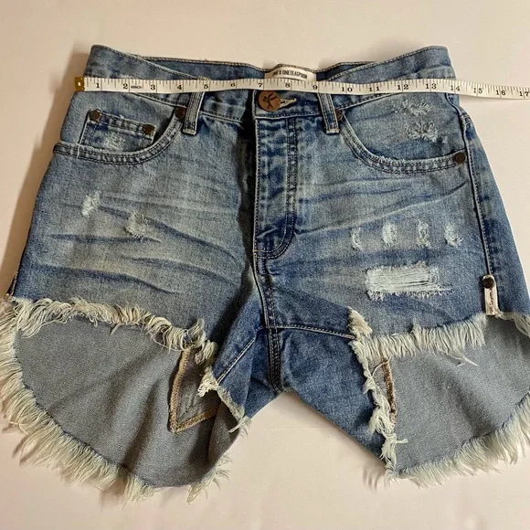 OneTeaspoon Juliettes high waist Coastal Cowgirl curved hem.Size 26 - Picture 8 of 12